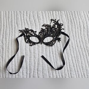Elegant Black Lace Masquerade Mask